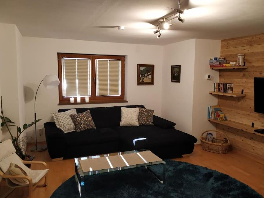 Upcycling Appartement Fischl - Nachhaltig Und Kreativ Wohnen Fuer Gross Und Klein Jenbach Exterior foto